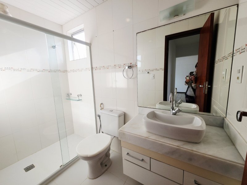 APARTAMENTO NASCENTE VISTA MAR 2 QUARTOS SUÍTE VARANDA GARAGEM À VENDA EM BROTAS! Rua Irmã Dulce Salvador - 