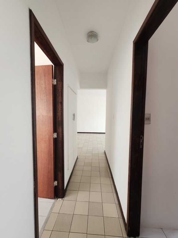APARTAMENTO NASCENTE VISTA MAR 2 QUARTOS SUÍTE VARANDA GARAGEM À VENDA EM BROTAS! Rua Irmã Dulce Salvador - 
