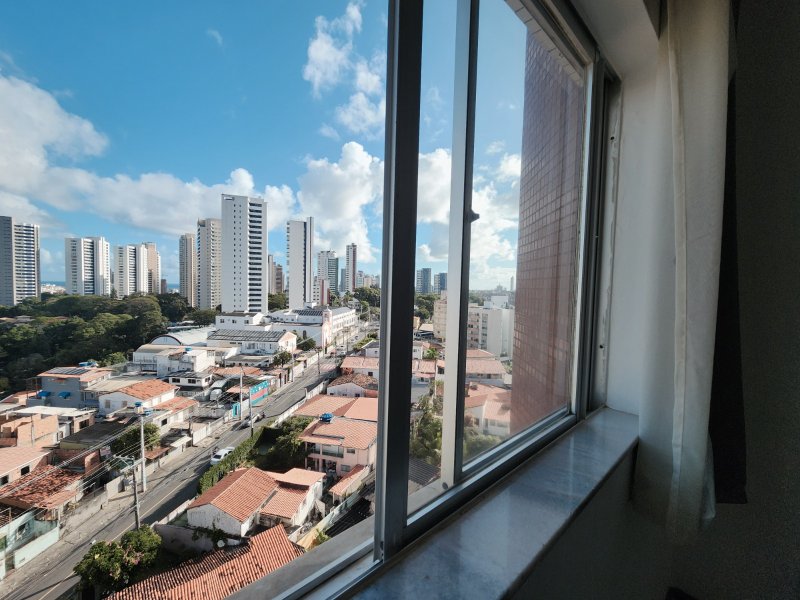 APARTAMENTO NASCENTE VISTA MAR 2 QUARTOS SUÍTE VARANDA GARAGEM À VENDA EM BROTAS! Rua Irmã Dulce Salvador - 