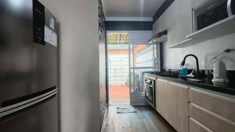 Casa em condomínio 2 dormitórios + 1 vaga de garagem  Guarulhos - 