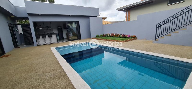 Casa com 3 suítes, gourmet e piscina na Represa de Avaré  Avaré - 