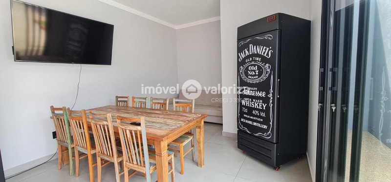 Casa com 3 suítes, gourmet e piscina na Represa de Avaré  Avaré - 