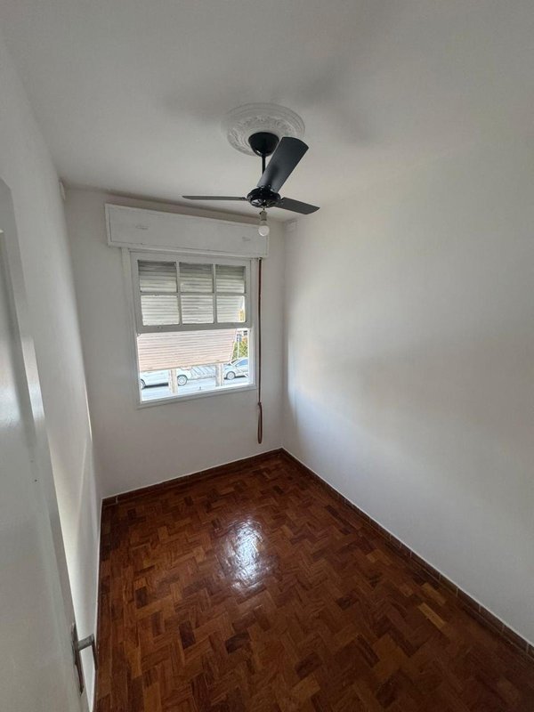🏡 Excelente Casa para Venda ou Locação – Embaré, Santos/SP Rua Comendador Alfaia Rodrigues Santos - 
