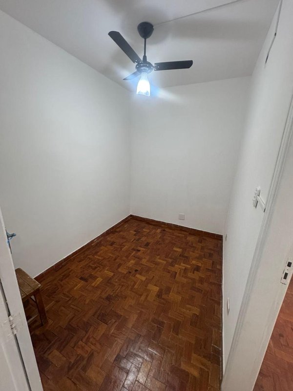 🏡 Excelente Casa para Venda ou Locação – Embaré, Santos/SP Rua Comendador Alfaia Rodrigues Santos - 