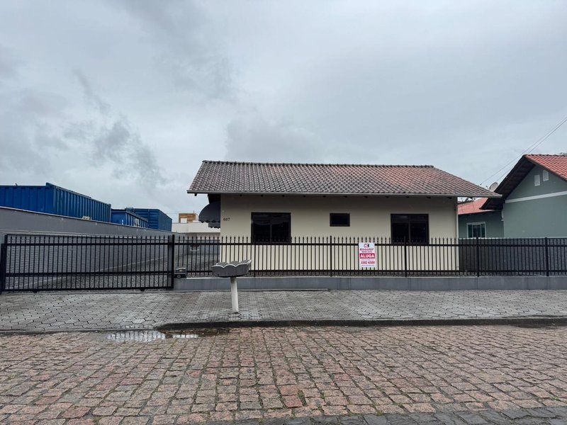 Casa no Bairro Padre Martinho Stein Rua Rudolfo Piske Timbó - 