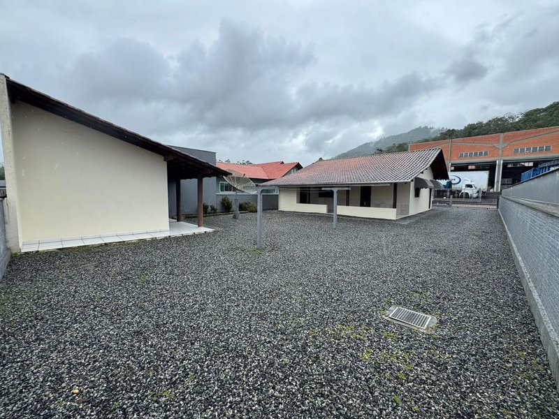 Casa no Bairro Padre Martinho Stein Rua Rudolfo Piske Timbó - 