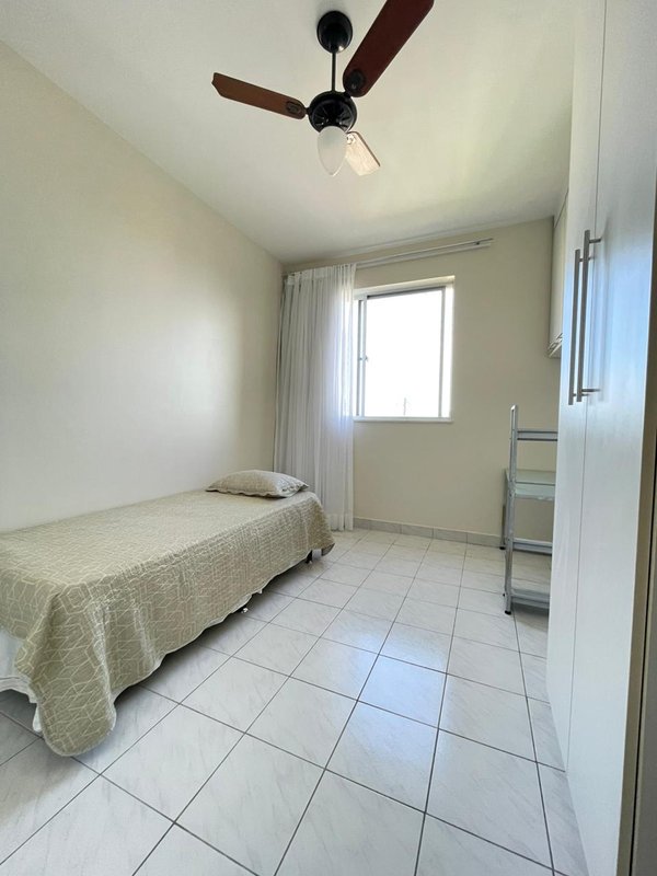 APARTAMENTO 3 QUARTOS 2 SUÍTES NASCENTE VISTA MAR GARAGEM ELEVADOR PORTARIA 24h NA BARRA Rua Oscar Carrascosa Salvador - 