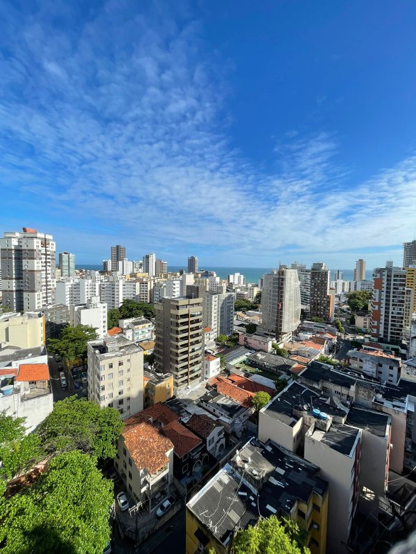 APARTAMENTO 3 QUARTOS 2 SUÍTES NASCENTE VISTA MAR GARAGEM ELEVADOR PORTARIA 24h NA BARRA Rua Oscar Carrascosa Salvador - 