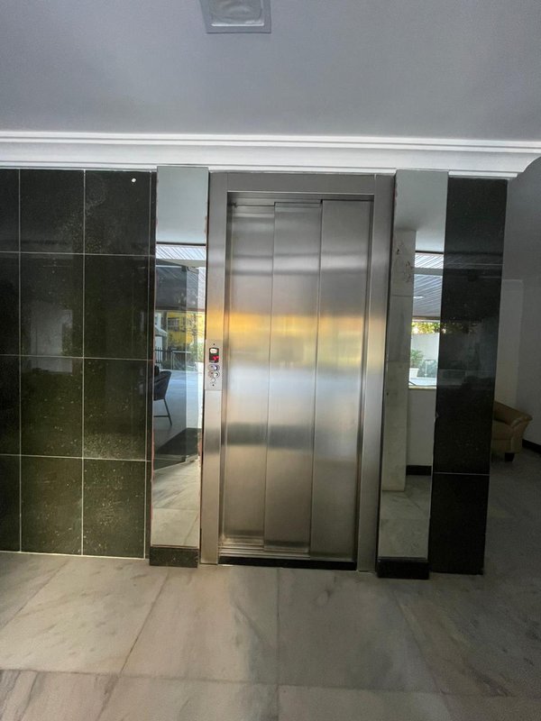 APARTAMENTO 3 QUARTOS 2 SUÍTES NASCENTE VISTA MAR GARAGEM ELEVADOR PORTARIA 24h NA BARRA Rua Oscar Carrascosa Salvador - 