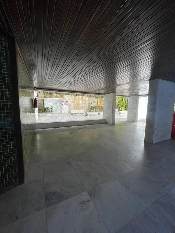 APARTAMENTO 3 QUARTOS 2 SUÍTES NASCENTE VISTA MAR GARAGEM ELEVADOR PORTARIA 24h NA BARRA Rua Oscar Carrascosa Salvador - 