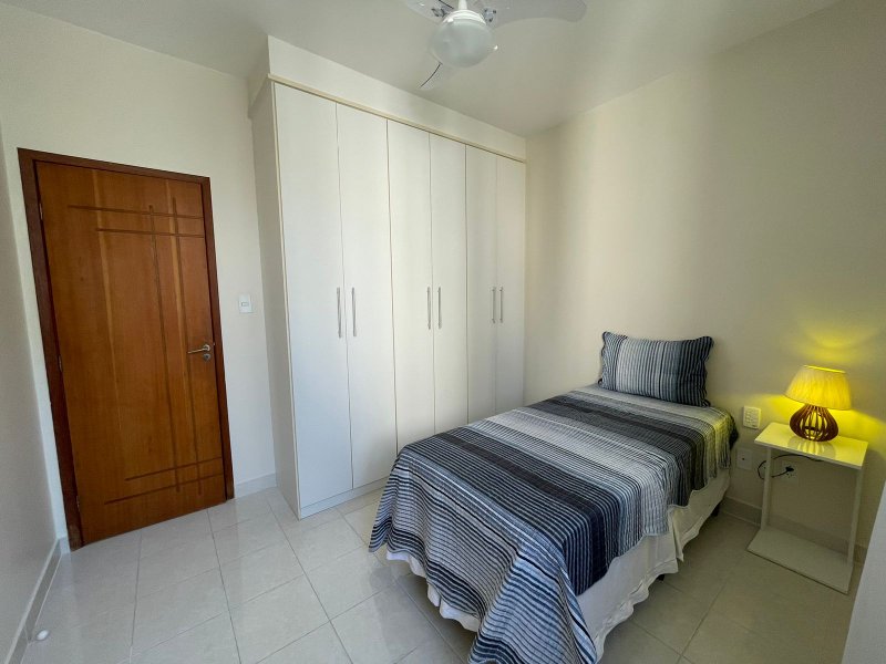 APARTAMENTO 3 QUARTOS 2 SUÍTES NASCENTE VISTA MAR GARAGEM ELEVADOR PORTARIA 24h NA BARRA Rua Oscar Carrascosa Salvador - 