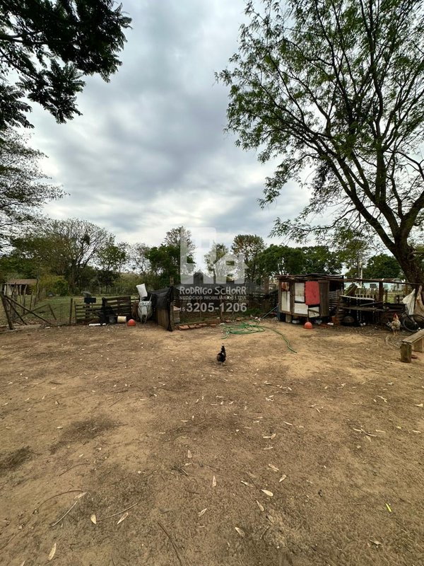 🌿 Sítio de 1,38 alqueires à Venda – Bairro Guarapó - fundo para o rio guarapó - doc ok  Tatuí - 