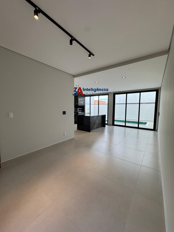 SOBRADO CONDOMÍNIO RESERVA IPANEMA – SOROCABA  Sorocaba - 