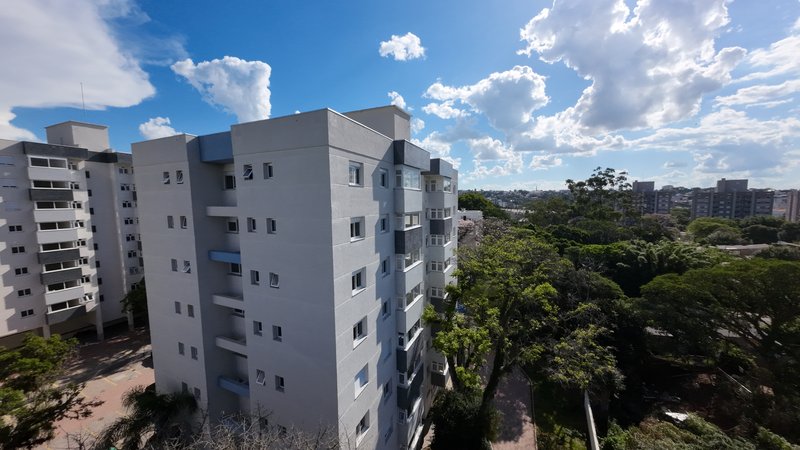 Apartamento com 3 dormitórios na R. Eng. Ludolfo Boehl, bairro Teresópolis Avenida Engenheiro Ludolfo Boehl Porto Alegre - 