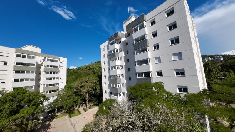 Apartamento com 3 dormitórios na R. Eng. Ludolfo Boehl, bairro Teresópolis Avenida Engenheiro Ludolfo Boehl Porto Alegre - 