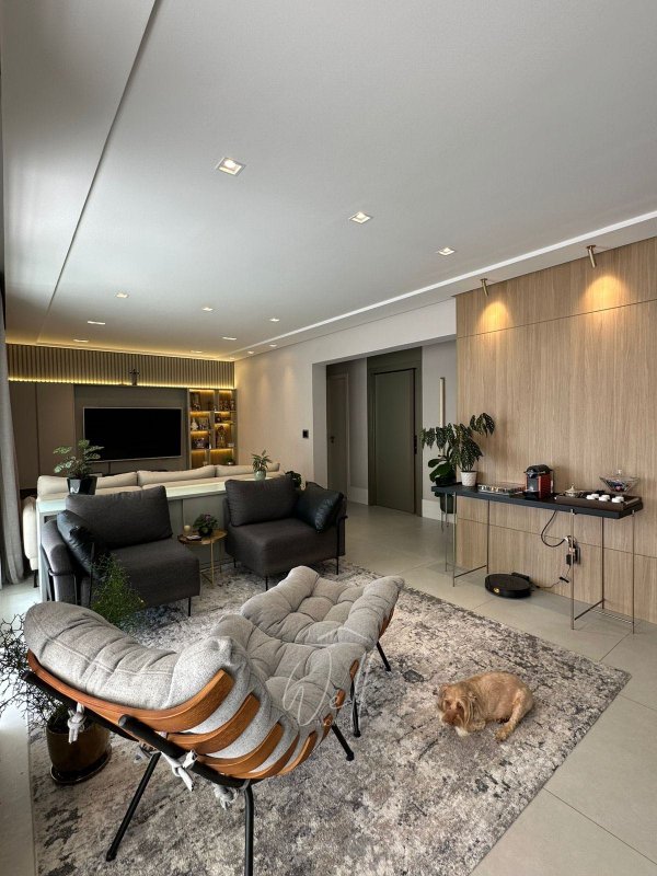 Apartamento no Bairro Santa Paula em SCS 170m2 - 03 Suítes - 03 vagas  São Caetano do Sul - 