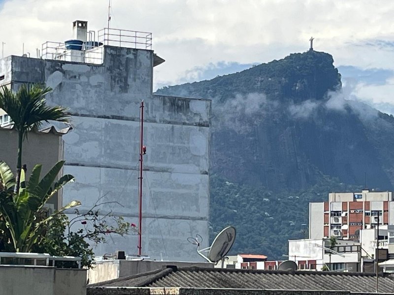 Apartamento à venda no Leblon – 71m² 2 quartos | 2 banheiros | 1 vaga Excelente localizaçã  Rio de Janeiro - 