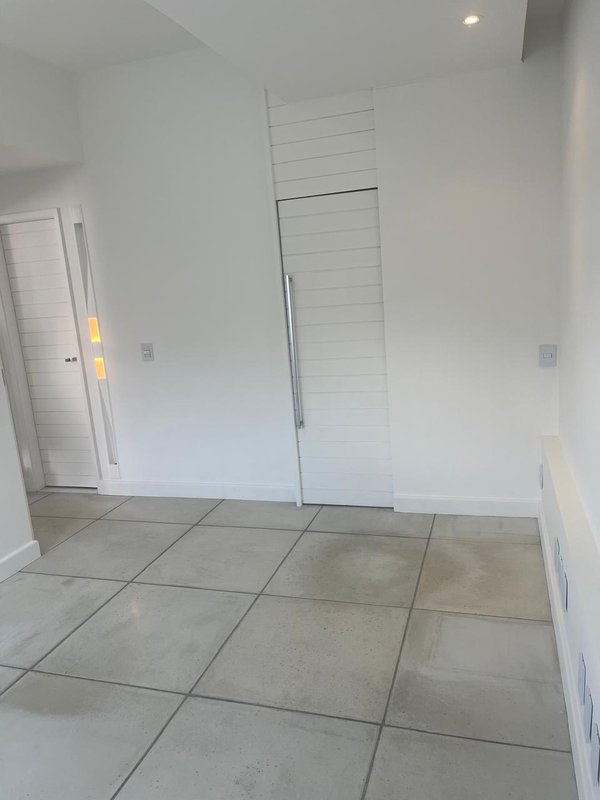 Apartamento à venda no Leblon – 71m² 2 quartos | 2 banheiros | 1 vaga Excelente localizaçã  Rio de Janeiro - 