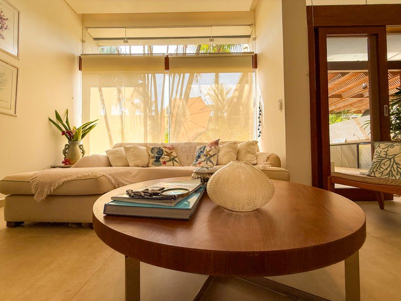 Casa em Condomínio na Praia do Engenho - À VENDA  São Sebastião - 