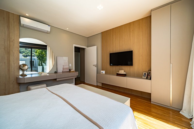 Casa a venda residencial Itahyê Avenida Paisagem Santana de Parnaíba - 