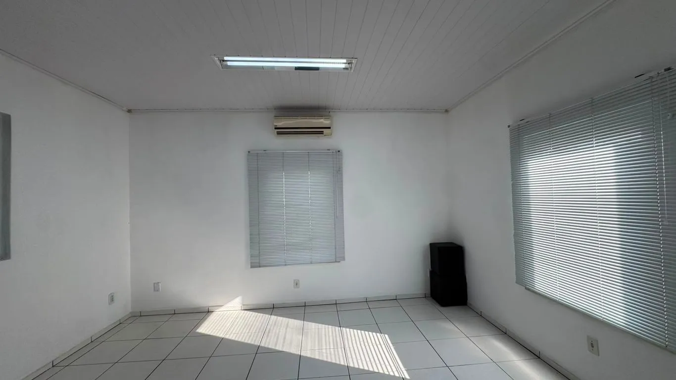 Sala comercial - B. Imigrantes  Timbó - 