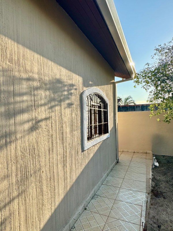 🏡 Casa térrea estilo colonial com piscina e muito espaço em Caraguatatuba!  Caraguatatuba - 