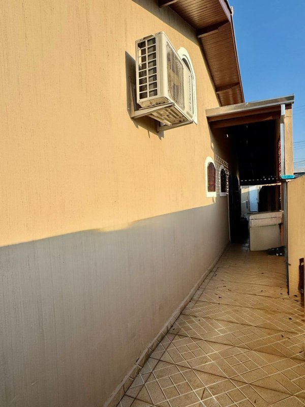 🏡 Casa térrea estilo colonial com piscina e muito espaço em Caraguatatuba!  Caraguatatuba - 