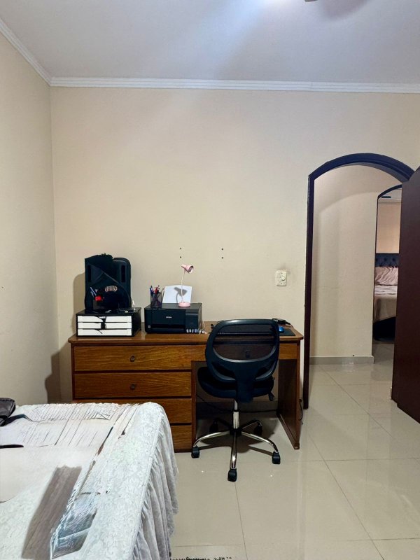 🏡 Casa térrea estilo colonial com piscina e muito espaço em Caraguatatuba!  Caraguatatuba - 