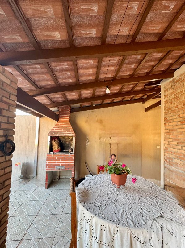 🏡 Casa térrea estilo colonial com piscina e muito espaço em Caraguatatuba!  Caraguatatuba - 