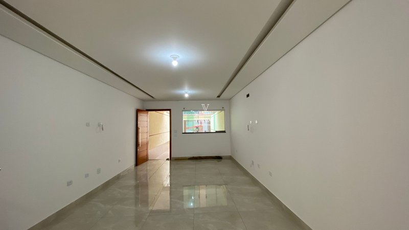 Sobrado 3 suítes + 2 vagas de garagem  São Paulo - 