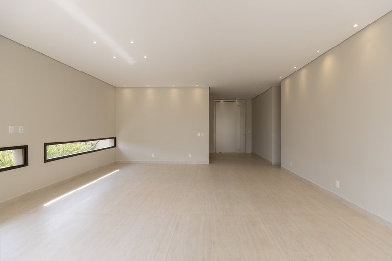Casa à Venda Reserva Santa Luisa, 451,94m², 4 Suítes, Bonfim Paulista, Ribeirão Preto/SP Rua Antonio Marques Ribeirão Preto - 