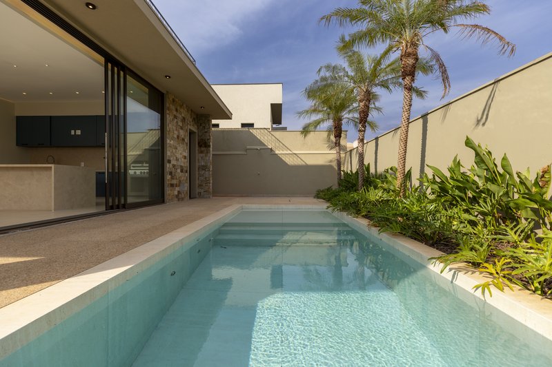Casa à Venda Reserva Santa Luisa, 451,94m², 4 Suítes, Bonfim Paulista, Ribeirão Preto/SP Rua Antonio Marques Ribeirão Preto - 