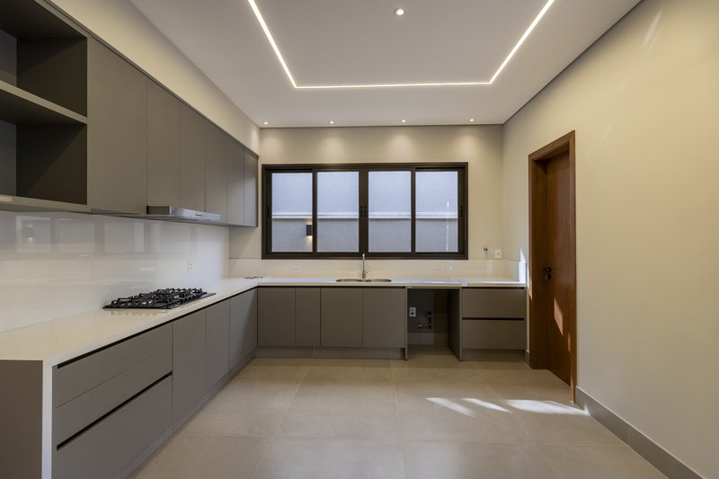 Casa à Venda Reserva Santa Luisa, 451,94m², 4 Suítes, Bonfim Paulista, Ribeirão Preto/SP Rua Antonio Marques Ribeirão Preto - 