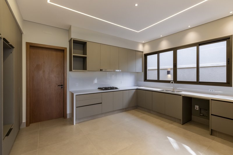 Casa à Venda Reserva Santa Luisa, 451,94m², 4 Suítes, Bonfim Paulista, Ribeirão Preto/SP Rua Antonio Marques Ribeirão Preto - 