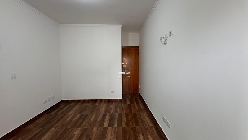 Sobrado 3 suítes + 2 vagas de garagem  São Paulo - 