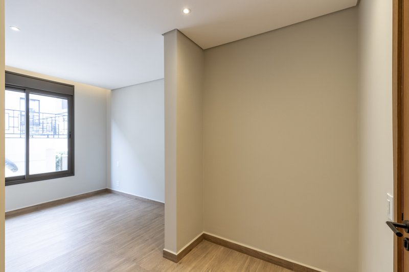 Casa à Venda Condominio Reserva Santa Luísa, 428m², Ribeirão Preto/SP Rua João Turcato Ribeirão Preto - 