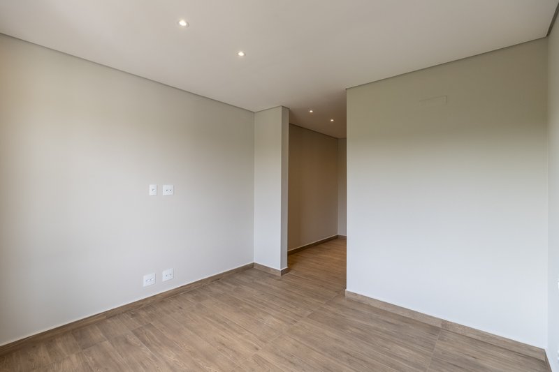 Casa à Venda Condominio Reserva Santa Luísa, 428m², Ribeirão Preto/SP Rua João Turcato Ribeirão Preto - 