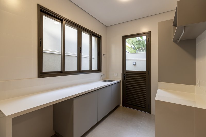 Casa à Venda Condominio Reserva Santa Luísa, 428m², Ribeirão Preto/SP Rua João Turcato Ribeirão Preto - 