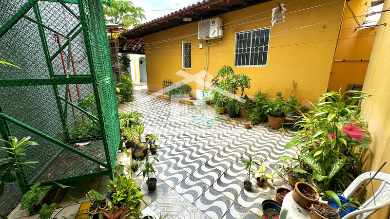 CASA À VENDA NO PLANALTO VINHAIS Rua I São Luís - 