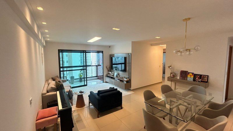 4 quartos (2 suítes). 136m². Nascente. Andar alto. Varanda gourmet. 2 vagas de garagem Rua Luiz de Faria Barbosa Recife - 