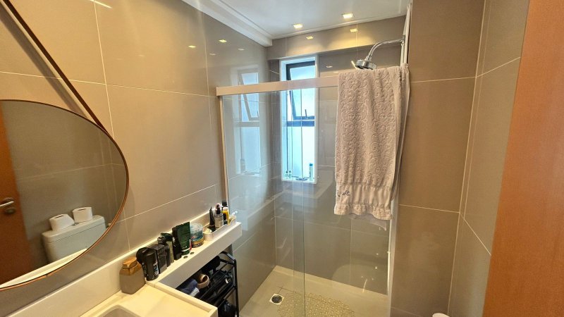 4 quartos (2 suítes). 136m². Nascente. Andar alto. Varanda gourmet. 2 vagas de garagem Rua Luiz de Faria Barbosa Recife - 