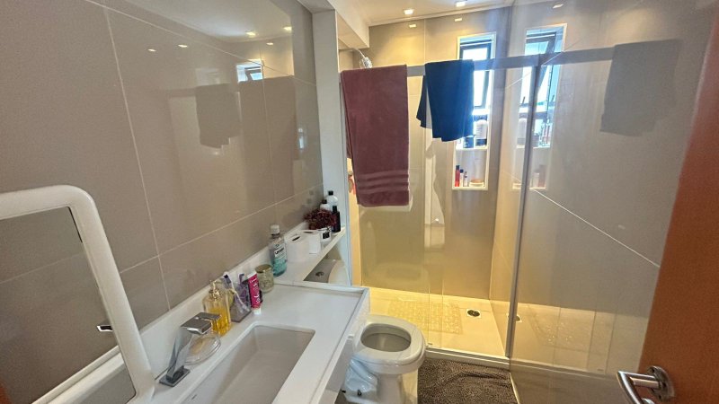 4 quartos (2 suítes). 136m². Nascente. Andar alto. Varanda gourmet. 2 vagas de garagem Rua Luiz de Faria Barbosa Recife - 