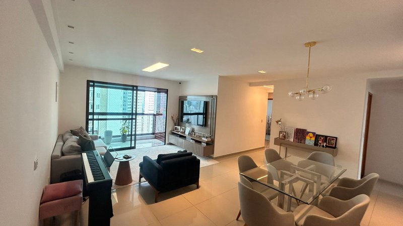 4 quartos (2 suítes). 136m². Nascente. Andar alto. Varanda gourmet. 2 vagas de garagem Rua Luiz de Faria Barbosa Recife - 