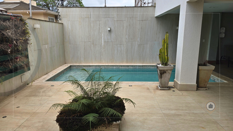 SOBRADO À VENDA COM 420 M² | 3 SUÍTES | 6 VAGAS | JARDIM MAIA/GUARULHOS-SP! Rua Soldado Deniz Pinto de Matos Guarulhos - 