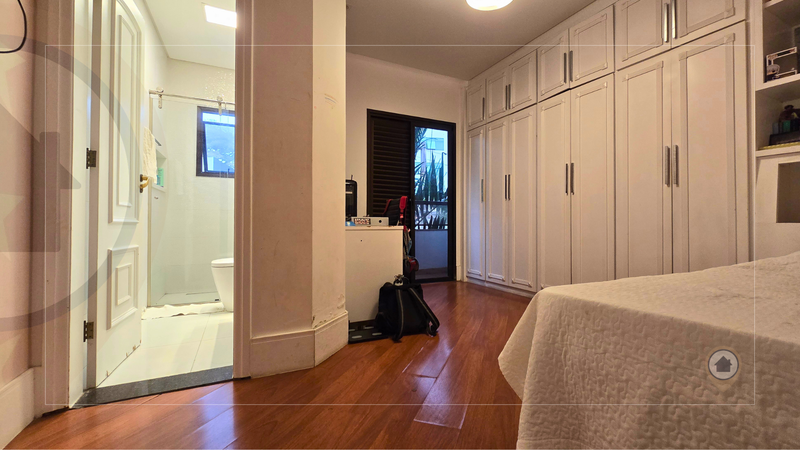 SOBRADO À VENDA COM 420 M² | 3 SUÍTES | 6 VAGAS | JARDIM MAIA/GUARULHOS-SP! Rua Soldado Deniz Pinto de Matos Guarulhos - 