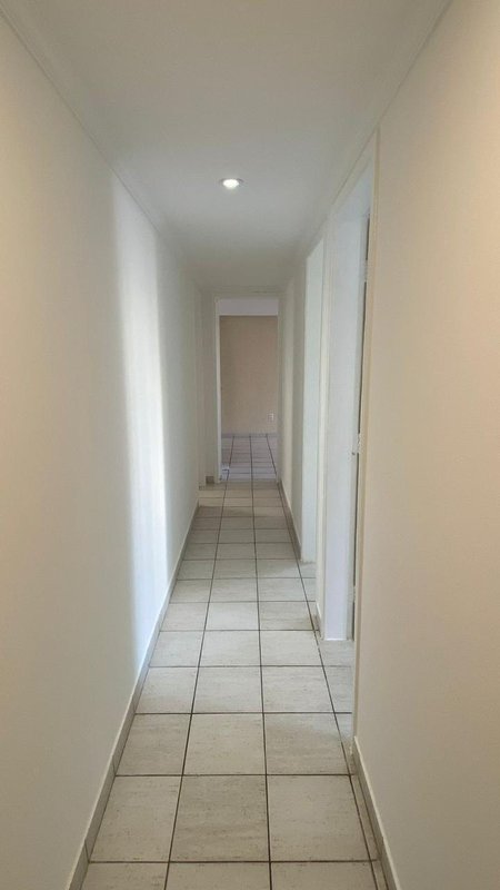 3 quartos (1 suíte). 127m². Nascente. Andar intermediário. 2 vagas de garagem Rua Carlos Pereira Falcão Recife - 
