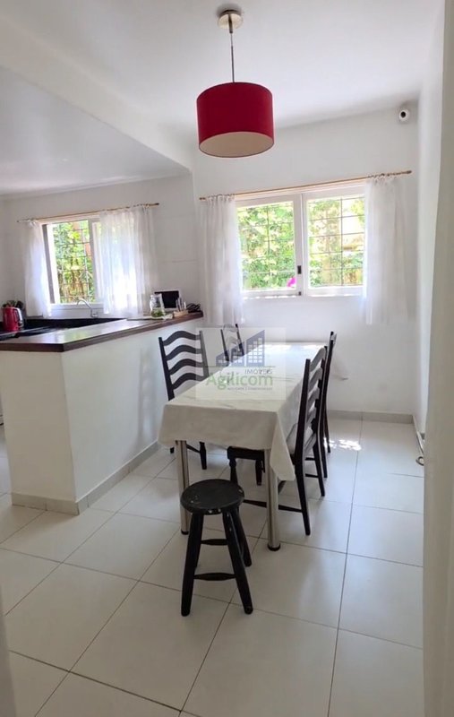CASA PARA LOCAÇÃO EM CAMPO BELO COM 4 DORMITÓRIOS Rua José dos Santos Júnior São Paulo - 