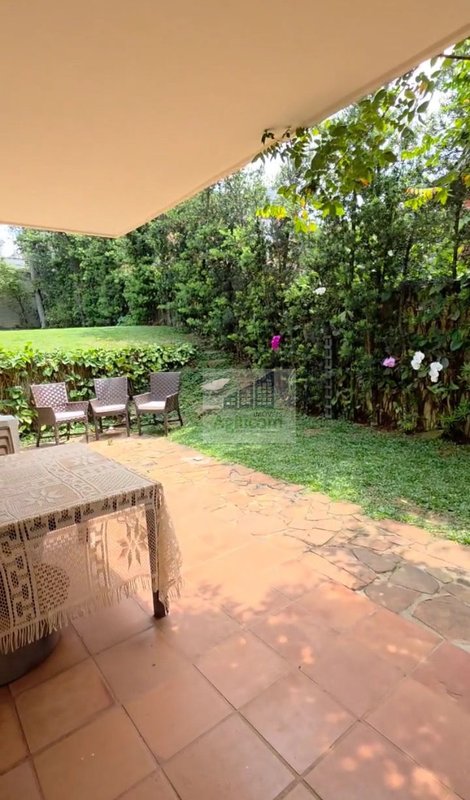 CASA PARA LOCAÇÃO EM CAMPO BELO COM 4 DORMITÓRIOS Rua José dos Santos Júnior São Paulo - 
