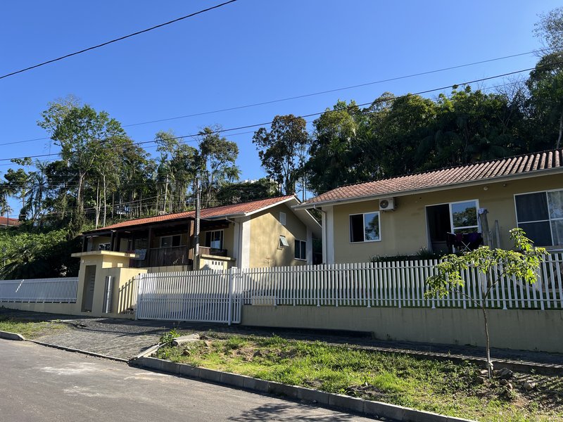Casa em condomínio  Timbó - 