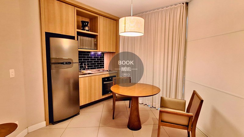 Apartamento mobiliado com vista mar lateral no Estanconfor   Av. Mal. Floriano Peixoto Santos - 